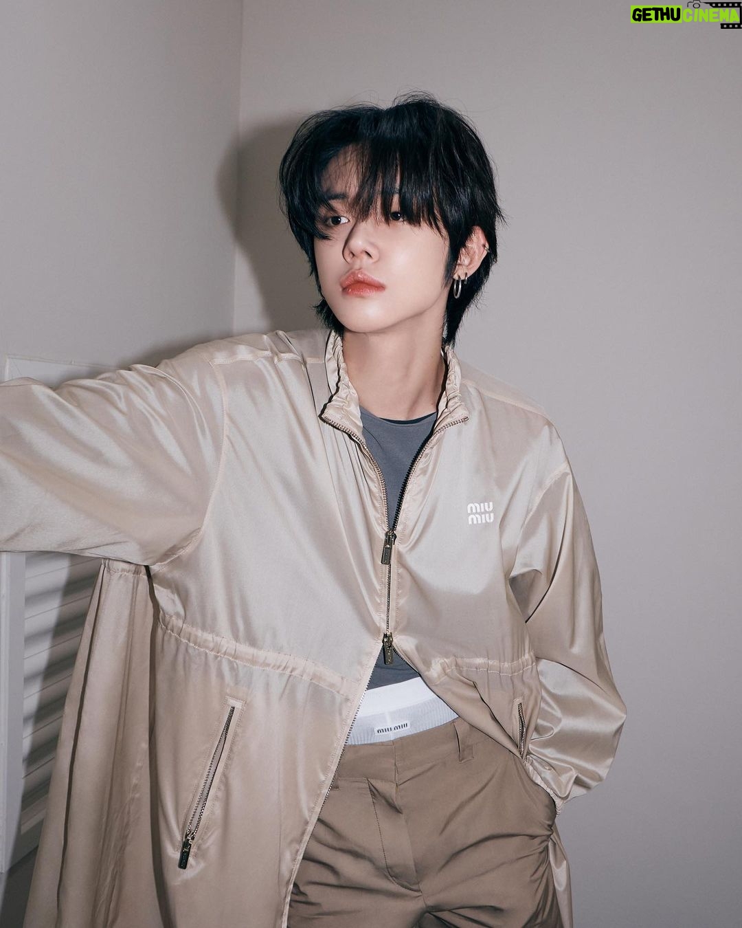 Choi Yeon-jun - 4.4 Million Likes - ģ¤ė ė°¤ 10ģ(KST), ķ리ģģ ģ§ķėė MIUMIU FW23 ģ¼ źø°ėķ“주ģøģš„
@miumiu #miumiufw23 #ad