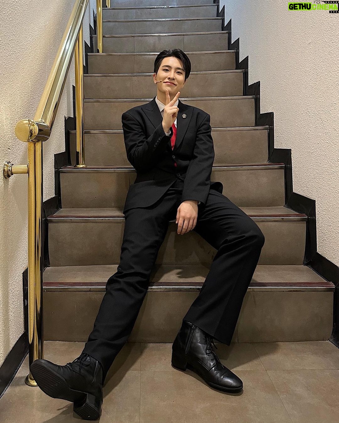 Choi Young-jae Instagram - 잘가라 강무영! #그날들 🫡