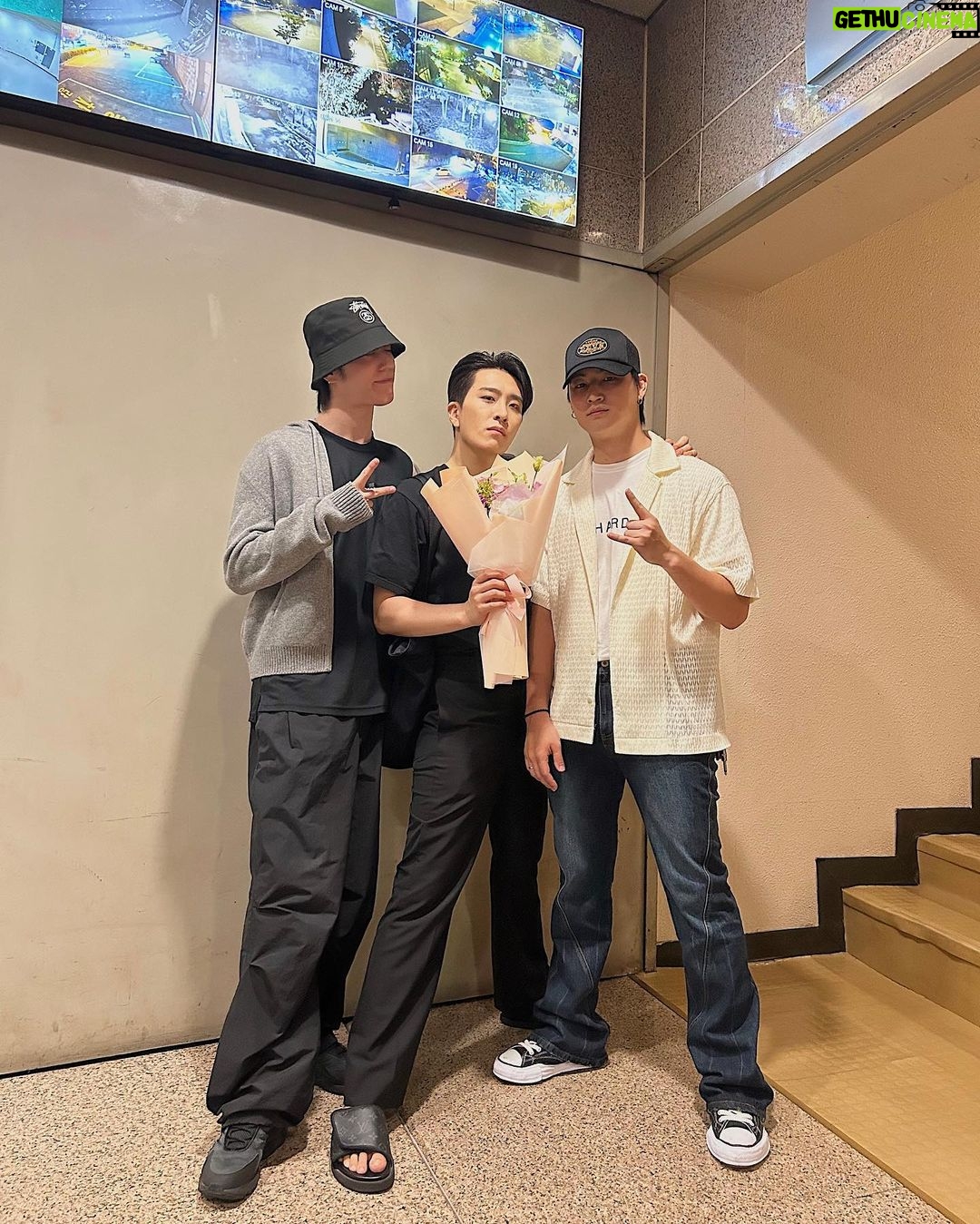Choi Young-jae Instagram - 잘가라 강무영! #그날들 🫡