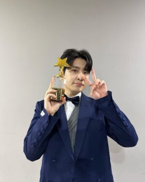 Choi Young-jae Instagram - 이 상 진심으로 감사드립니다 앞으로 여러분들 앞에서 또 좋은 따뜻한 말로 찾아뵙는 디제이되겠습니다 감사합니다. @mbcbf_ever 🫶🏼🎉🐐🐐 🥺