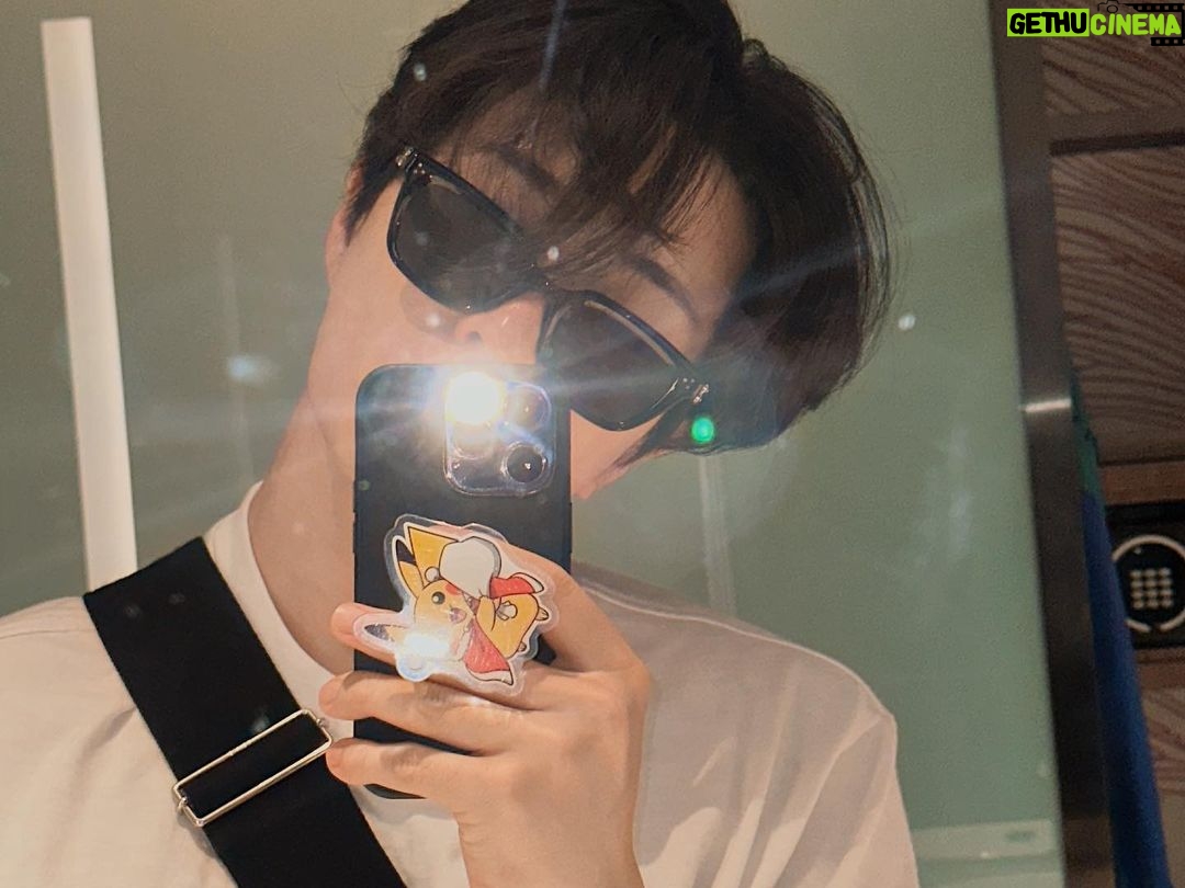 Choi Young-jae Instagram - 🇹ðŸ‡ðŸ›’🚶