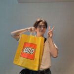 Choi Young-jae Instagram - 🇹🇭🛒🚶
