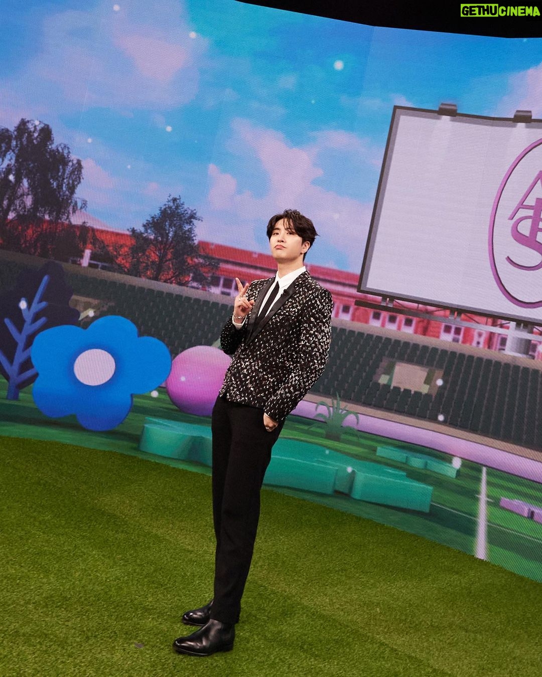 Choi Young-jae Instagram - 진짜 끝! 아가새 고마워💚 #DoIt #YOUNGJAE