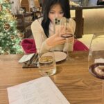 Chou Tzu-yu Instagram - ♥️💚🍷merry and happy~~ ;”}