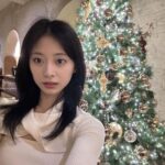 Chou Tzu-yu Instagram - 12월🗓️🔔♥️