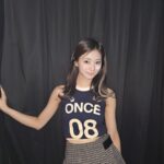 Chou Tzu-yu Instagram - 원스 8주년 축하행🎂🍭🖐🏼👌🏼 ワンス 8周年おめでとうございます🐾 ONCE!! Happy 8th anniversary🫶🏼 萬斯～8週年快樂💟💟