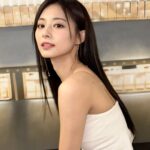 Chou Tzu-yu Instagram - 1+2=❤️
