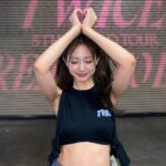 Chou Tzu-yu Instagram - ONCEいつも応援してくれてありがとう 今年の誕生日も私にいっぱいの愛と祝福を送ってくださる、ONCEがいてくれて幸せです。皆さんがくれたエネルギーで私はずっと舞台で光を放つことができるようにしてくれてありがとうございます❤︎❤︎ 愛してます ✿✿