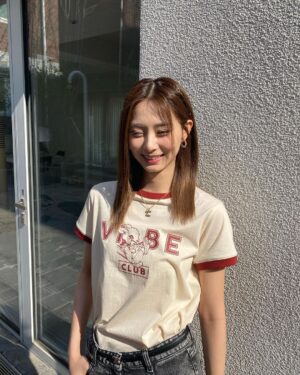 Chou Tzu-yu Instagram - Tzu & Zooc🌞💙
@zooc_official