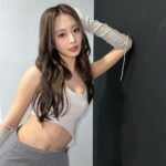 Chou Tzu-yu Instagram - photographer: @nayeonyny 사진 예쁘게 찍어주셔서 감사합니다. 다음에도 잘 부탁드립니다~~ {__/} ( ˘ ³˘ ) 🤎<