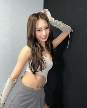 Chou Tzu-yu Instagram - photographer: @nayeonyny 
사진 예쁘게 찍어주셔서 감사합니다.
다음에도 잘 부탁드립니다~~
 {\__/}
( ˘ ³˘ ) 
🤎< \