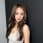 Chou Tzu-yu Instagram - photographer: @nayeonyny 사진 예쁘게 찍어주셔서 감사합니다. 다음에도 잘 부탁드립니다~~ {__/} ( ˘ ³˘ ) 🤎<