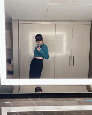 Chou Tzu-yu Instagram - Think about tzu
and I’ll think about yu🐠🐠