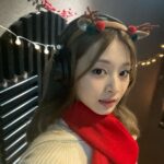 Chou Tzu-yu Instagram - 원스를 위해 준비한 선물이야!좋아해줬으면 좋겠다❤️ Once!為你們準備了禮物，希望你們會喜歡💚 Christmas without tzu🧑🏼‍🎄🦌