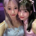 Chou Tzu-yu Instagram – 💙💗💛