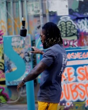 Chris Bey Instagram - Music has been apart of my life forever. I’m so grateful I’ve reached a point in my life where I’m able to share it with the world. I love when people tell me how much they enjoy the music. Brand New Music Video will be releasing September 25th ! Stay tuned #MusicMonBEY