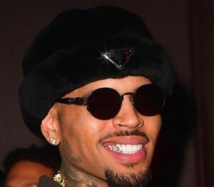 Chris Brown Instagram - 😁