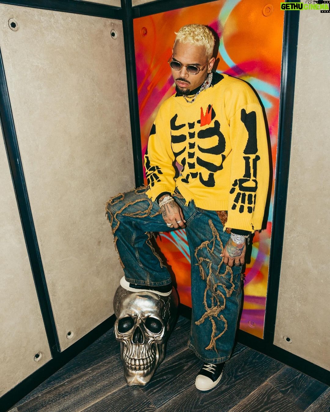 Chris Brown - 733K Likes - SUPERBOWL WEEKEND โค๏ธ