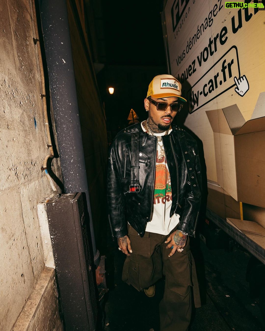 Chris Brown Instagram - Down town Christopher BROWN 👌🏽 @rhude