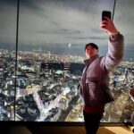 Chris Chiu Instagram – 這涉谷SHIBUYA SKY 的景
真的是絕了！

聽說下午五點來是最棒的
但整個大爆滿

這是必來的吧
#shibuyasky 
#我可以坐在日本街頭發呆很久