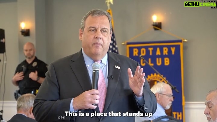 Chris Christie Instagram - This is the greatest country in the world, let's start acting like it. Chip in today if you want a president who will do just that: https://secure.winred.com/chris-christie-for-president/donate-debate-70k-1016