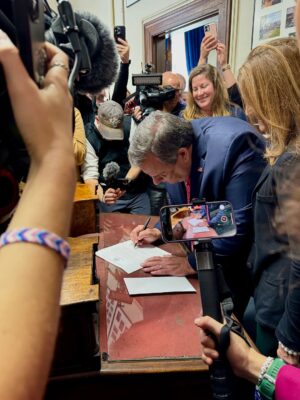 Chris Christie Instagram - Kicking off the day in the Granite State by officially filing to be on the ballot in New Hampshire. 

I’m the only candidate in this race that will take on and defeat Donald Trump. 

We do not have to settle, and New Hampshire will be the first state to send a message to the rest of the country. We can and must do better.