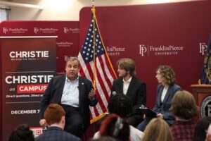 Chris Christie Instagram - Thank you to all who came out across New Hampshire college campuses for some direct answers. You all made Christie on Campus a success. #FITN