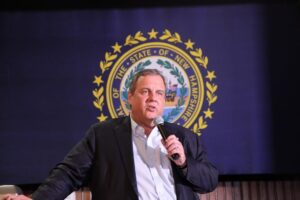 Chris Christie Instagram - Thank you to all who came out across New Hampshire college campuses for some direct answers. You all made Christie on Campus a success. #FITN