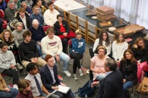 Chris Christie Instagram - Thank you to all who came out across New Hampshire college campuses for some direct answers. You all made Christie on Campus a success. #FITN