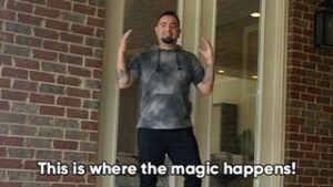 Chris Kirkpatrick Instagram - Catch me on the all-new #MTVCribs TONIGHT at 9p!