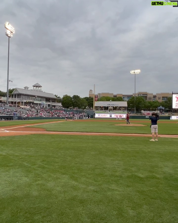 Chris Kirkpatrick Instagram - Thanks @friscoroughriders and everyone that came out yesterday. I had a great time meeting all of you! Thanks for having me! 🤡 #itsgonnabemay Frisco RoughRiders