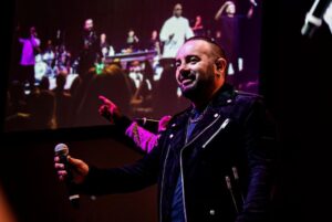 Chris Kirkpatrick Instagram - What a night Arizona! Thanks everyone for coming out. Enjoyed sharing the stage with all of you! @shawnstockmanofficial @nickcarter @wanyamorris @realjoeyfatone #theafterparty 📸: @theshowtographer
