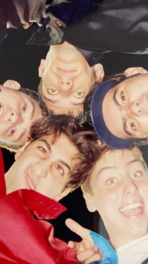 Chris Kirkpatrick Instagram - Thank you for 28 incredible years of music, friendship, and unforgettable moments. Here’s to the memories and the music that will always hold a special place in our hearts! 🎶🎤🙌 #NSYNC28Years