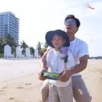 Chris Lai Instagram – 湊仔湊到去越南峴港
《爸知弊！你嚟峴港湊吖》
星期四，五晚上 10:30
約定大家
@hoiana.resort.golf @joelshanchung @hipphk 
#爸知弊你嚟湊吖 
#hoianaresortgolf 
#hipphk
