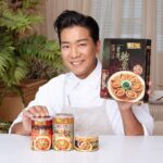 Chris Lai Instagram - 中秋節就到啦！親戚團聚嘅時候一定要送禮啦！所有送俾屋企人嘅野，我一定會自己試左先！今年我揀左李錦記嘅即食鮑魚系列～啱啱用咗佢哋嘅#紅燒元貝至尊鮑魚 煮咗「“生菜”飛揚的鮑魚」🙈!! 小春雞🐣🐣食完即刻生猛曬仲舔舔脷大讚呀!! 梗係啦我喎！揀之前我做哂功課架嘛！李錦記嚴選吉品鮑魚品種，肉質夠肥美，食落口感煙韌度剛剛好，大人小朋友都食得；即開即食、勁簡單又唔洗特別處理，跟埋李錦記秘製鮑汁配搭唔同食材去煮超方便～ 重點係咩呀，即食吉品鮑魚仲要禮盒包裝，拎嚟應節送禮真係夠哂排場，仲可以完美同親戚表達心意添！ 拿！機會嚟啦！即日起至中秋節，喺各大超市選購任何李錦記「至尊」、「頂級」或「臻選」即食鮑魚系列產品就可以有低至82折嘅優惠啦！快啲買俾屋企人慶祝今個中秋啦！！ 🔗Yuu網購： https://bit.ly/3sGSUYq 🔗百佳超級市場： https://bit.ly/3P72lIa 更多關於李錦記即食鮑魚：https://bit.ly/3PqXymb #李錦記 #李錦記即食鮑魚系列 ＃李錦記鮑魚 #中秋禮物 #中秋做節送禮必選 #中秋送禮送鮑魚夠得體 #招牌醬汁煮餸一流