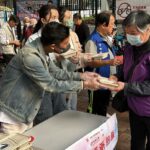 Chris Lai Instagram - What a year, 2024 off to a great start! We were able to organize the “2024 新年送暖派熱飯” event in partnership with 「Heung Foundation」, along with the support of the 「Shatin Women’s Association」. And at this event, we successfully donated 150 meal boxes to those in need. I am very grateful to run out this charitable event with @chantelyiu @thm___ @cht.cindy @lokyilai Thank you once again for all the support for Gaia For All.