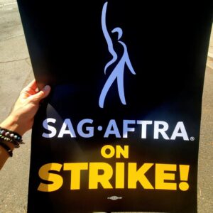 Chris Lamica Instagram - Picketing in solidarity with the writers and actors all across the country, as a proud member of @sagaftra 

Slide 1: Chopping it up with the homie @benanorris 

Slide 2: In action (Video credit: Barry King)

Slide 3: ✊🏻✊🏻✊🏻

#sagaftra #sagaftrastrong #sagaftrastrike