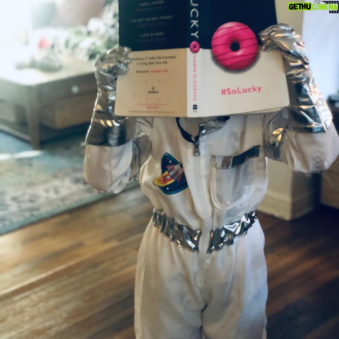 Chris O'Dowd - 4.6K Likes - If you absolutely, positively have to be a pair of murderous Astronauts, read well. #SoLucky