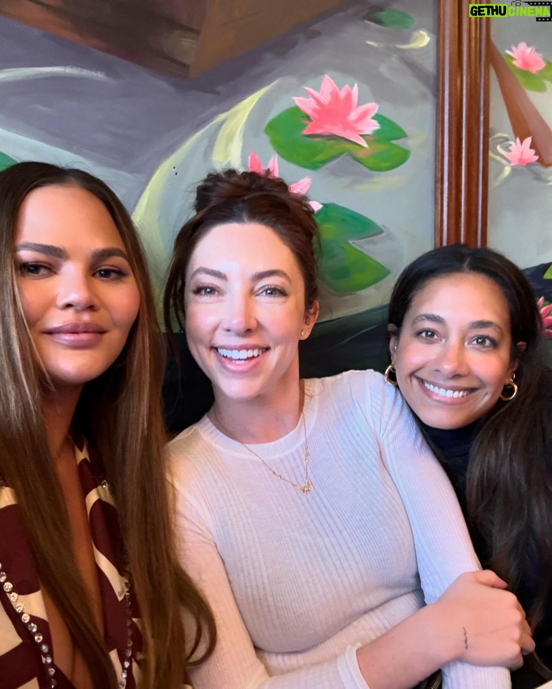 Chrissy Teigen Instagram - it’s been a week