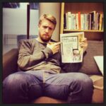 Christian Mikkelsen Instagram - Mandagens vakreste radioeventyr, Vinterhagen, er tilbake. Tune in på srib.no klokka 10! Her gjør Olav research mens han lirer av seg fraser som "Innsikt er viktig ass." #kvasiintellektuell