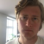 Christian Mikkelsen Instagram – I dag kom den i posten. Livet føles mer komplett.