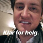 Christian Mikkelsen Instagram – De SISTE to episodene av Strømmeland er ute nå! Hvorfor ikke bruke søndagen på det før du sjekker hva slags sprell Ane Dahl Torp og Carew har rota seg inn i denne uka? Tagg en kompis som har sunget i kor på NHH, eller driver et antikvariat som går tungt i underskudd.