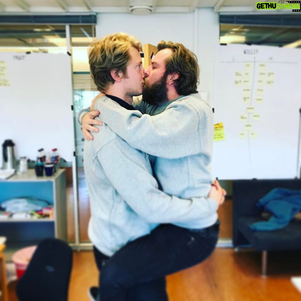 Christian Mikkelsen Instagram - Sjekk ut "Jævla Homo" på NRK i dag! Sjekk ut romanen jeg jobber med, "Kyss aldri skjeggfolk med øynene lukket" på Ark en gang i midten av 2022. #jævlahomo