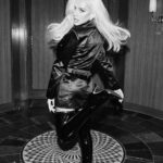 Christina Aguilera Instagram - L’art du noir et blanc.