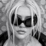 Christina Aguilera Instagram – spooky szn 🖤 🩸💋