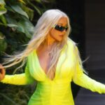 Christina Aguilera Instagram - 🥝✨