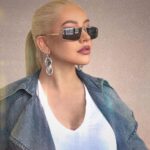 Christina Aguilera Instagram - 🩵