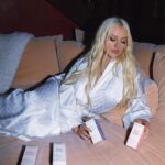 Christina Aguilera Instagram - 6/9 💕✨