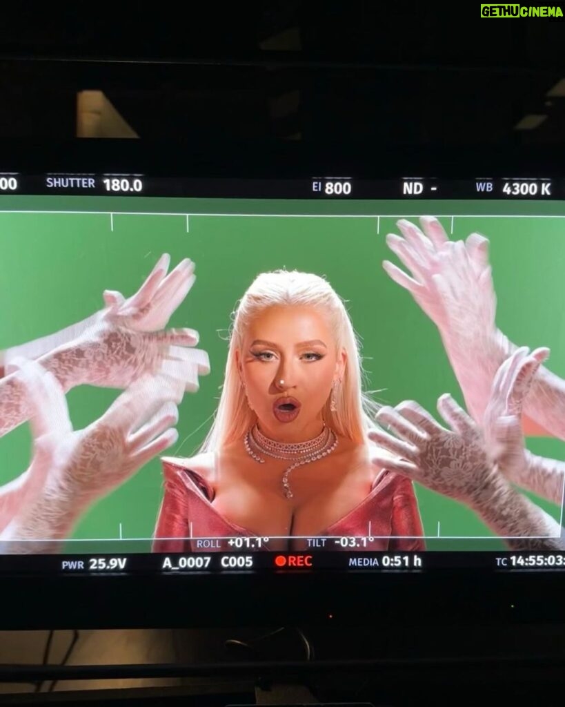 Christina Aguilera Instagram - Photo Dump 📸