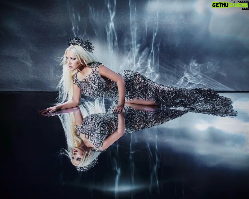 Christina Aguilera Instagram - Two weeks ‘til opening night 💎